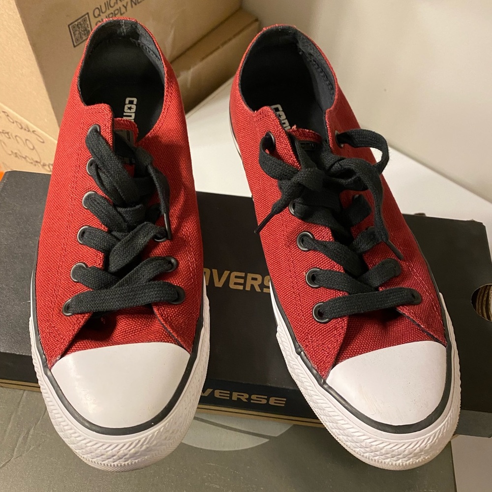 Burgundy Converse. Worn Twice. Size 9.5